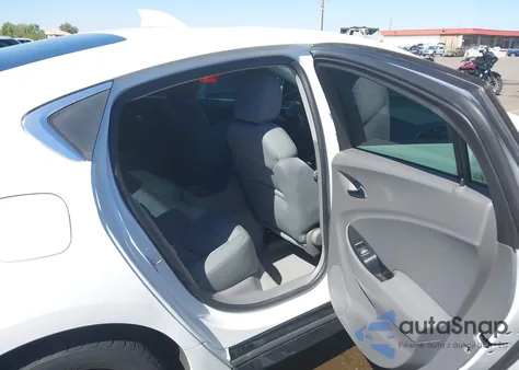 2017 Chevrolet Volt Lt from USA, damaged, VIN 1G1RA6S52HU178358